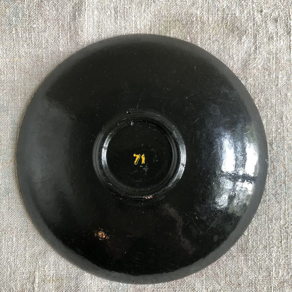 Vintage Hand painted Russian Black Lacquered Tole Painted 6" Round Wood Plate - Picture 2 of 2